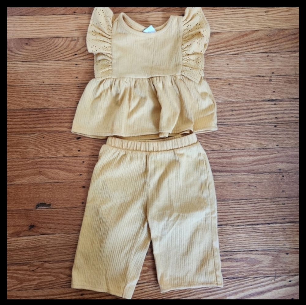 Yellow Ruffle Sleeve Toddler Outfit 3-6 Months